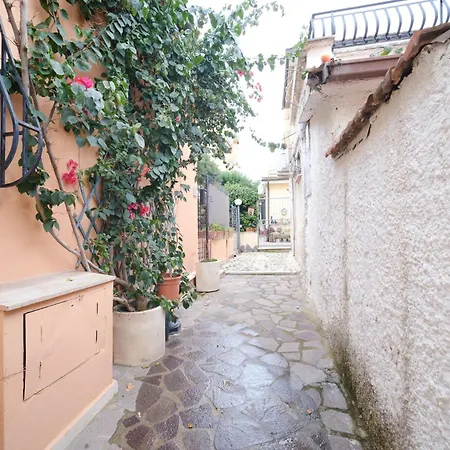 Villino Bella By Buddyrent Apartment Rome