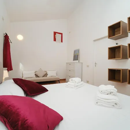 Villino Bella By Buddyrent Apartment *
