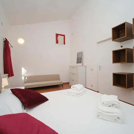 Villino Bella By Buddyrent Apartment